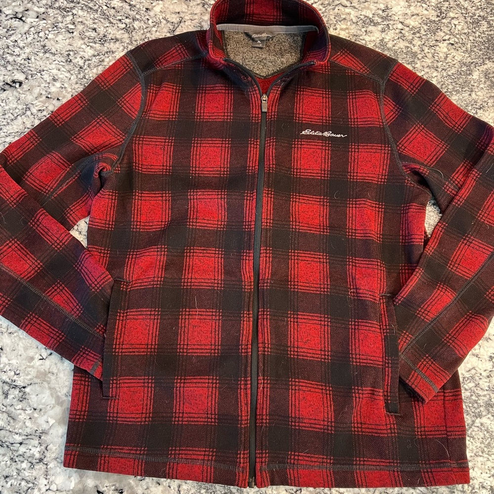 Men’s Eddie Bauer woven buffalo plaid jacket or sweater with pockets, medium
